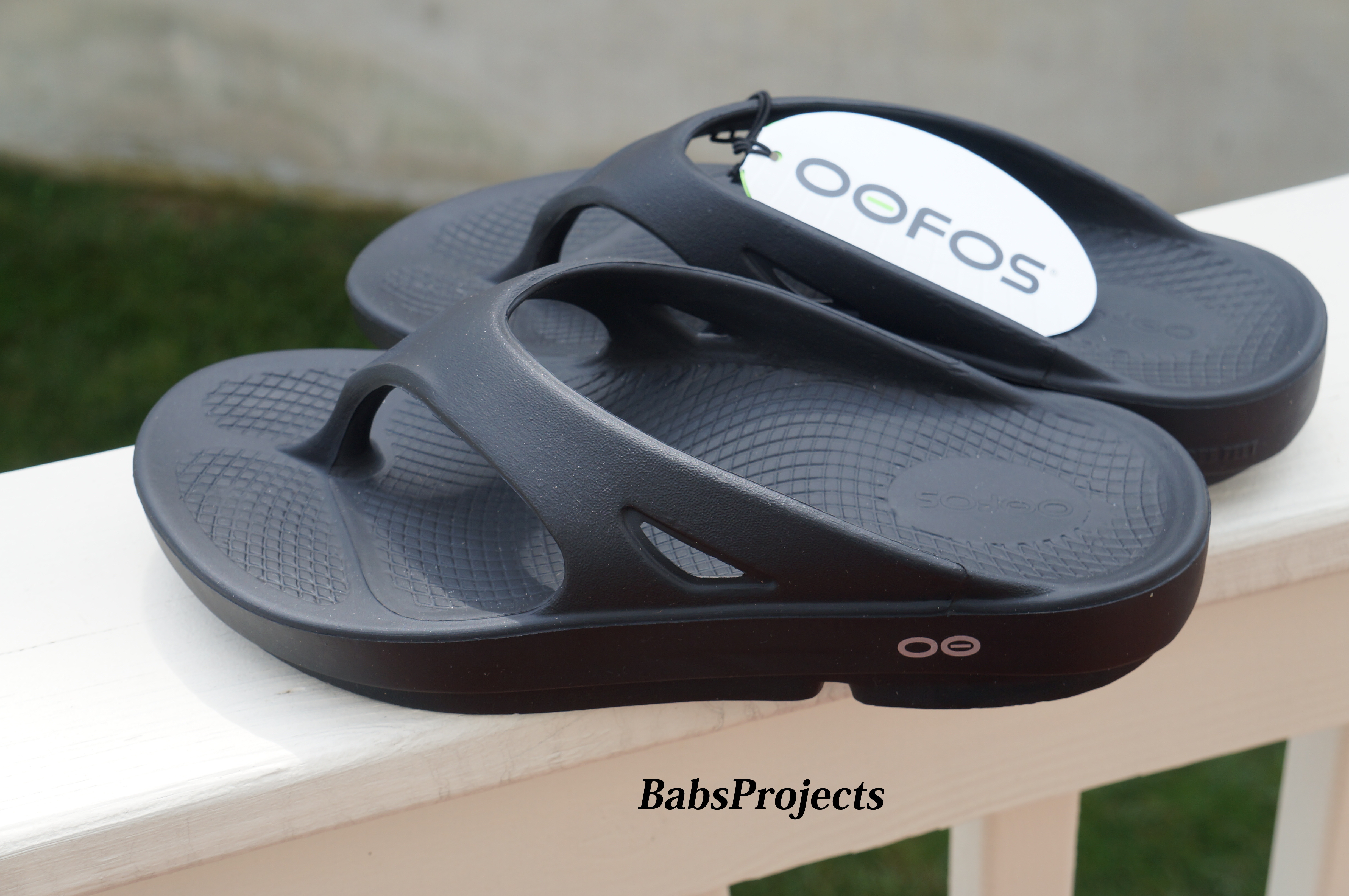 Shoe Review: OOfos Sandals Review 