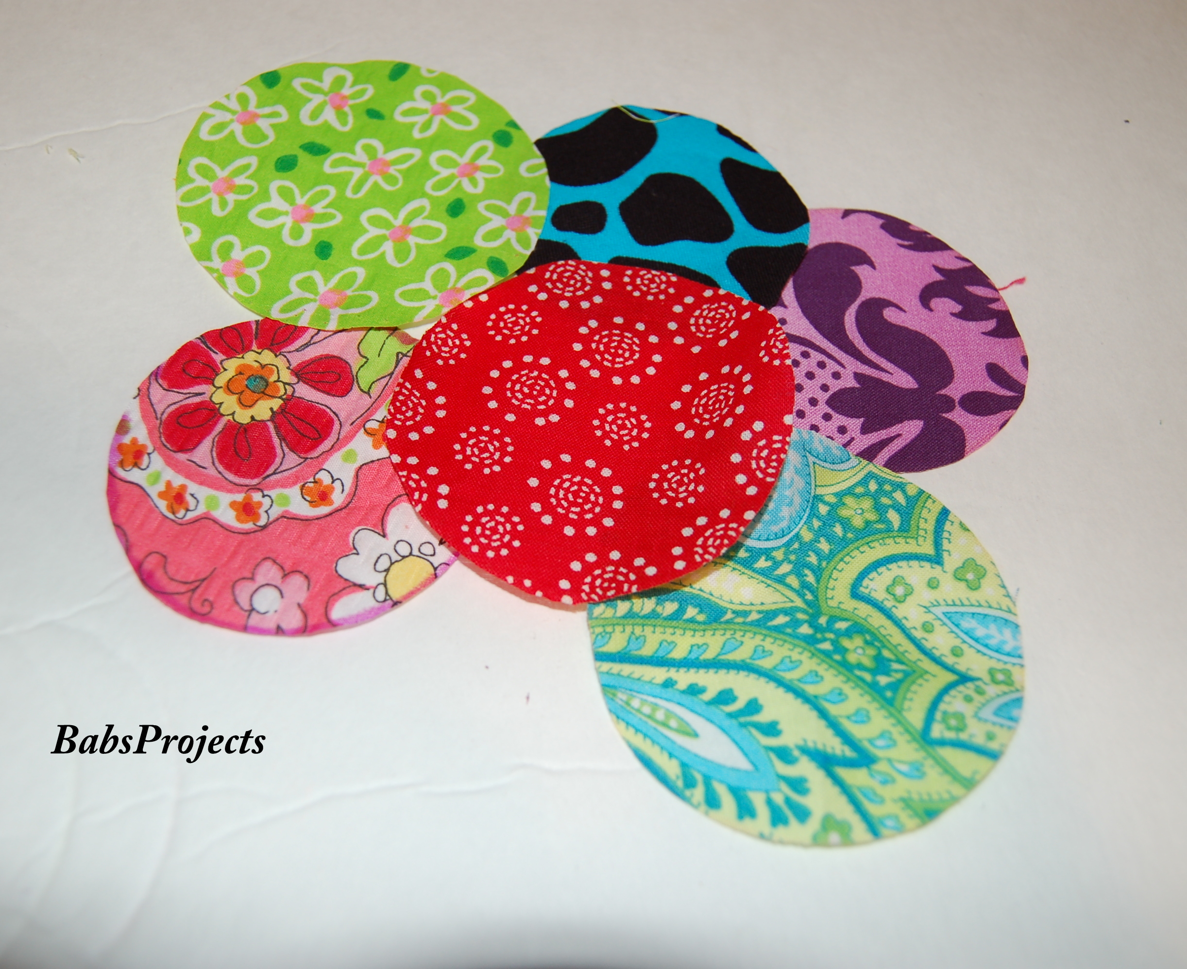 fabric circles - Babs Projects